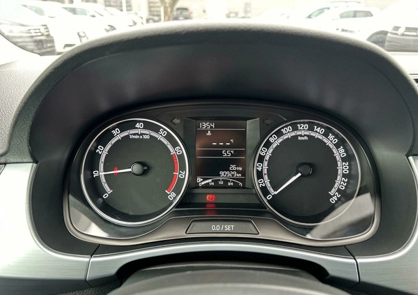 Skoda Fabia cena 45900 przebieg: 90700, rok produkcji 2019 z Żychlin małe 301